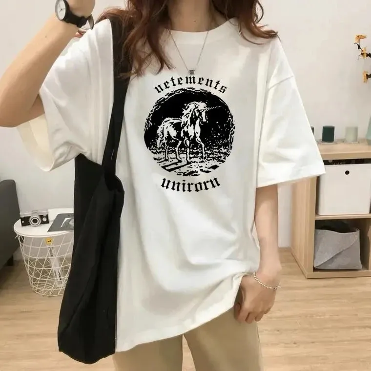 LVSANW Summer Coffee Letter Pattern Printed T-shirt White Simple and Versatile Fashion Casual Short Sleeved Trendy Women's Top
