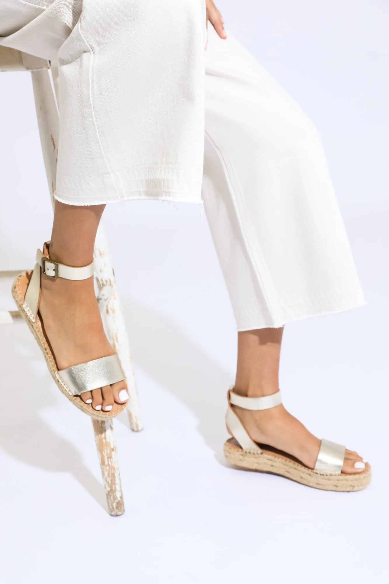 Marina Wide Leg Crop Pants - Ecru Stone Wash