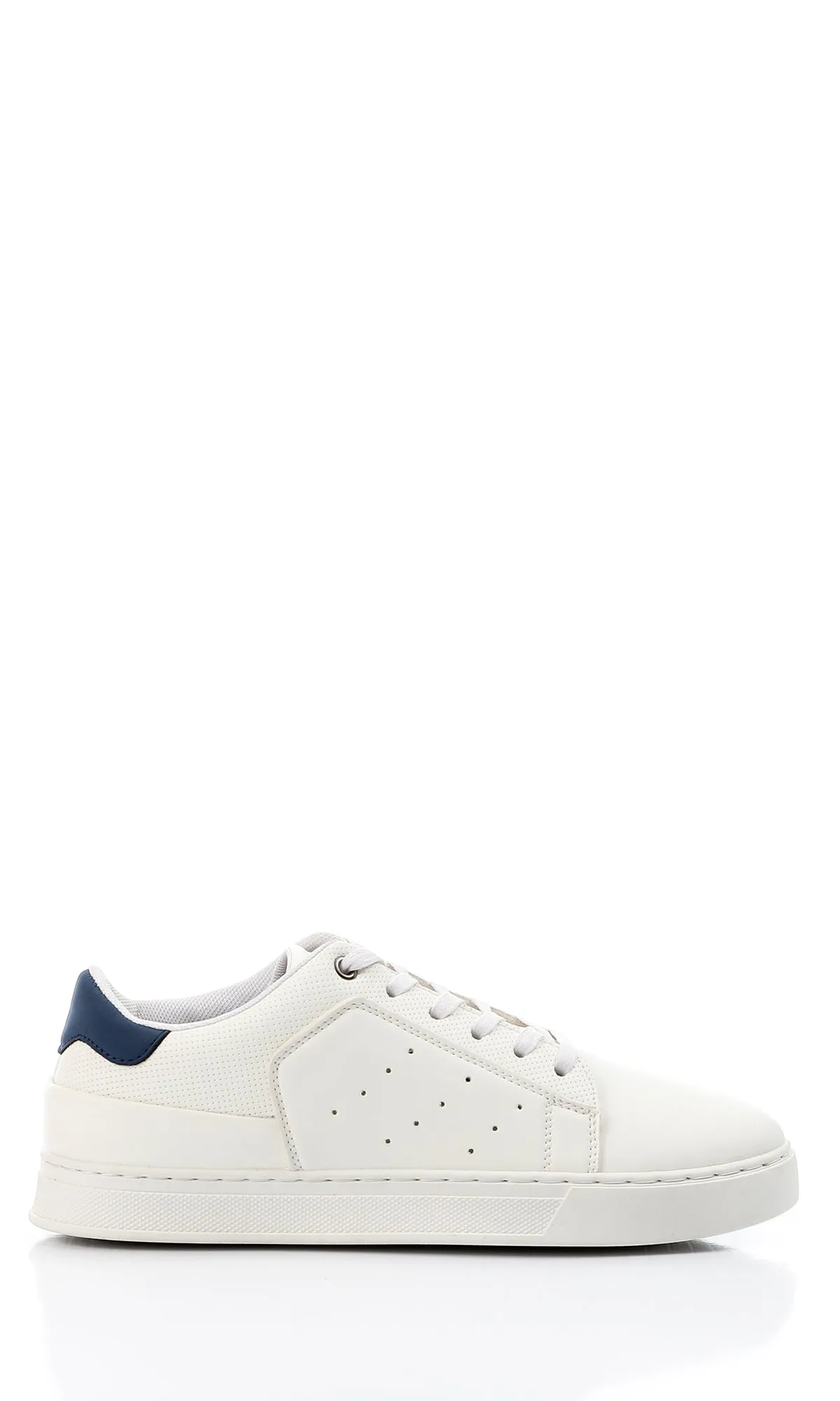 O153190 Bi-Tone White & Navy Blue Leather Casual Shoes