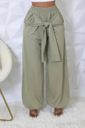 Olive High-waisted Stretch Pants