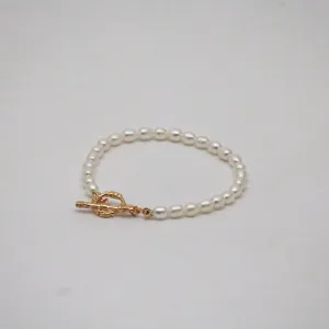 Pearl Toggle Bracelet