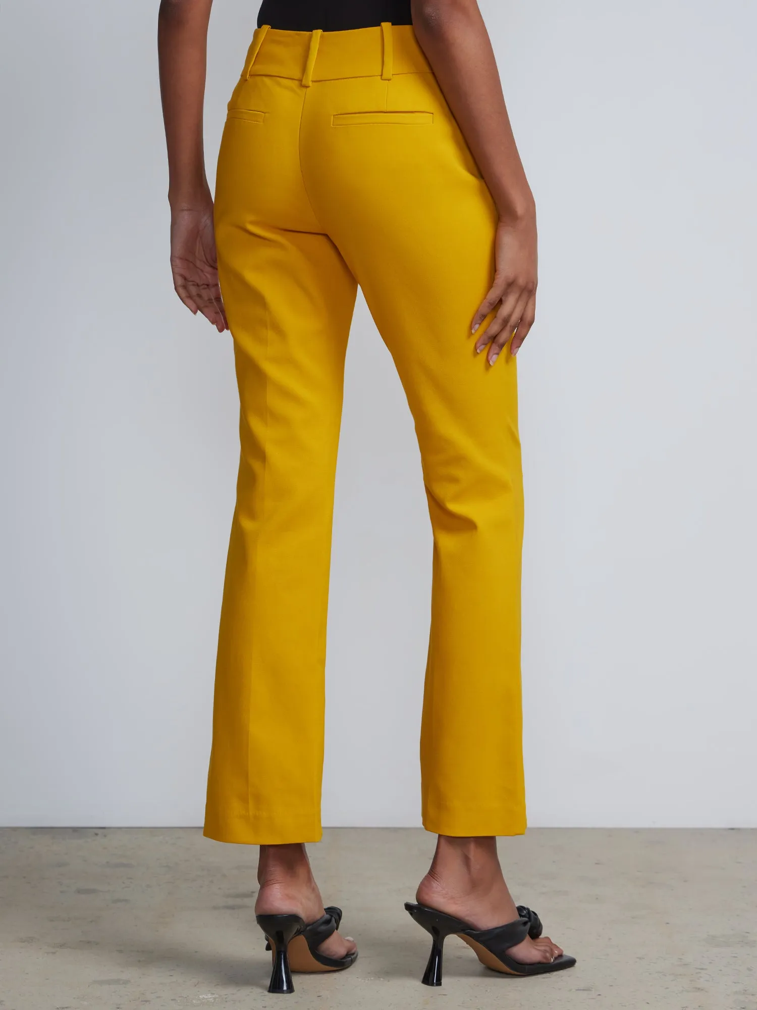 Petite Mid-Rise Modern-Fit Bootcut Pant - All Season Stretch