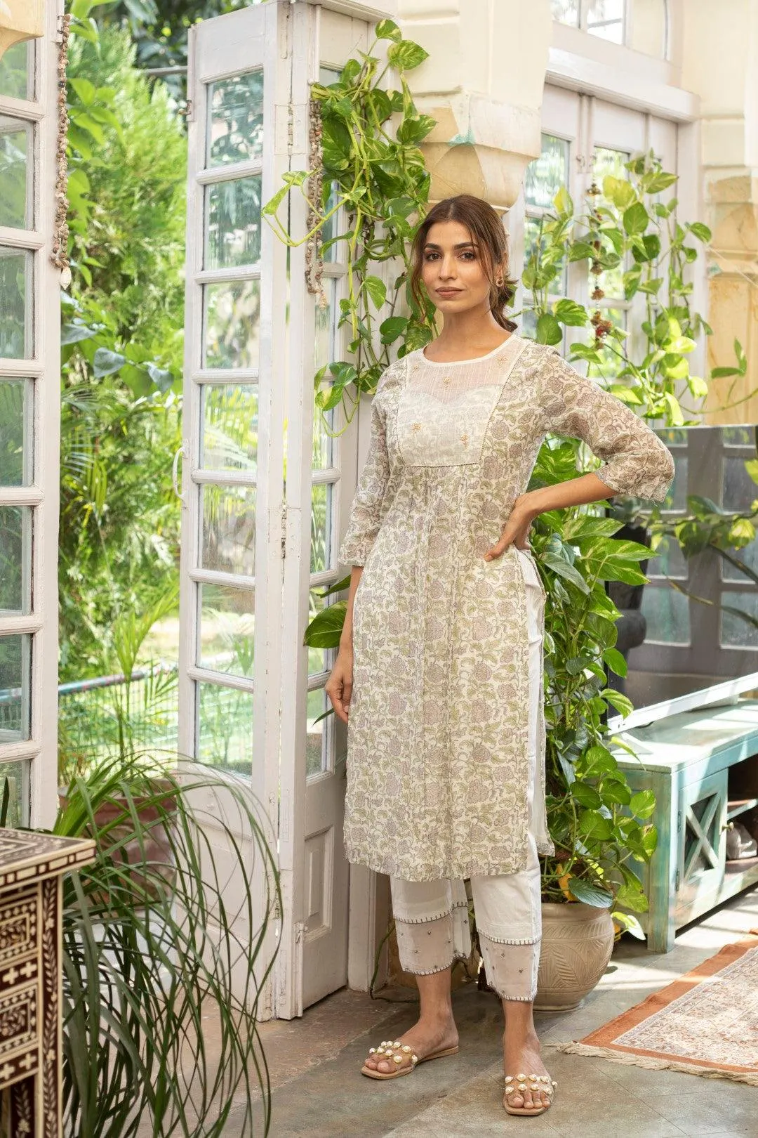 PRISTINE CHANDHERI KURTA SET