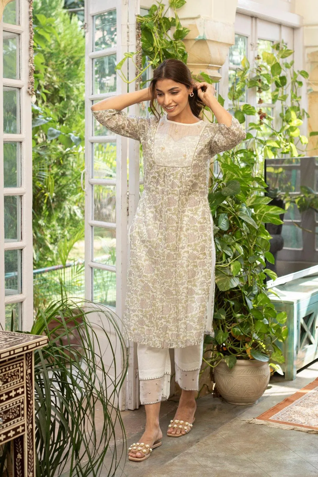 PRISTINE CHANDHERI KURTA SET