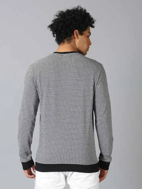 UrGear Striped Men  Round Neck grey Melange T-Shirt