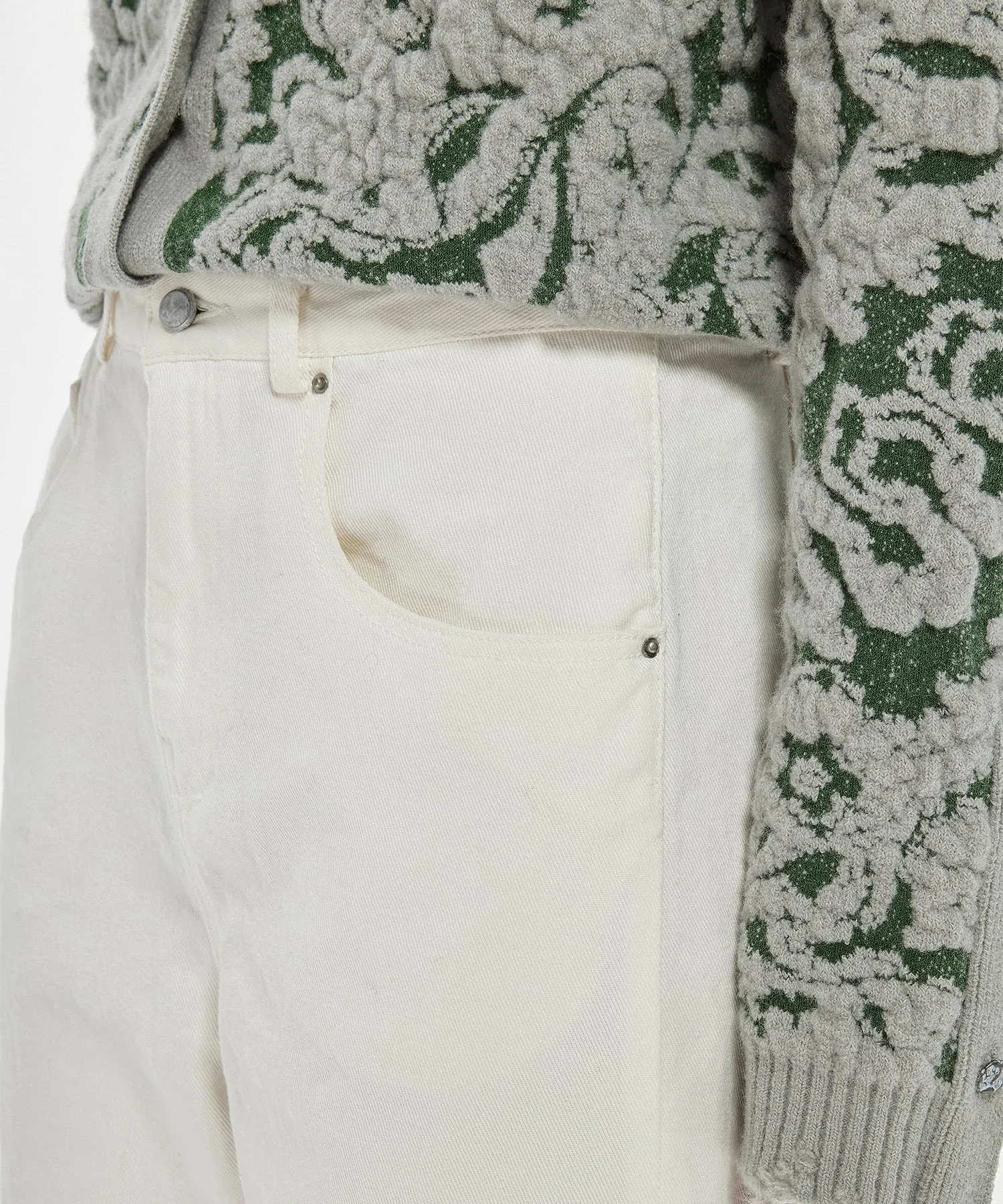 Versatile Distressed Tapered-leg Jeans