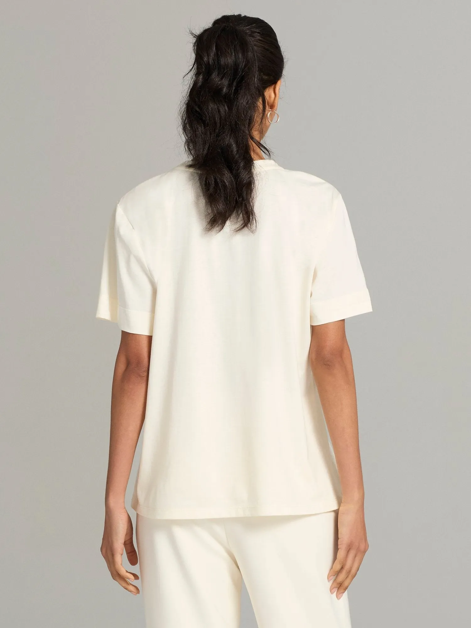 Vittoria Modern Portrait Graphic Tee